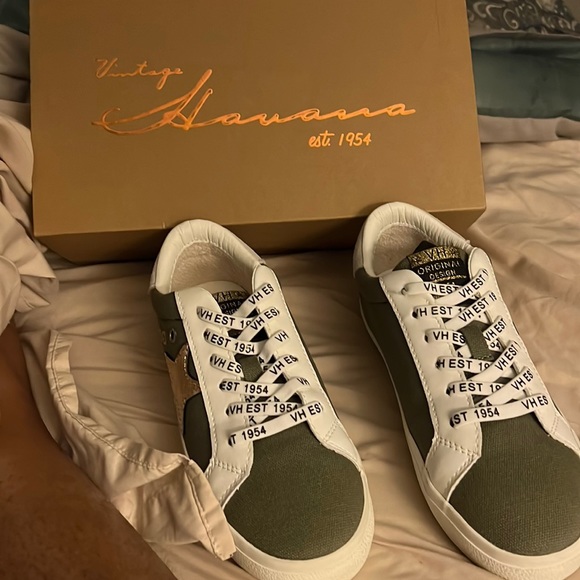 Vintage how about Havana size 7 - Picture 1 of 1